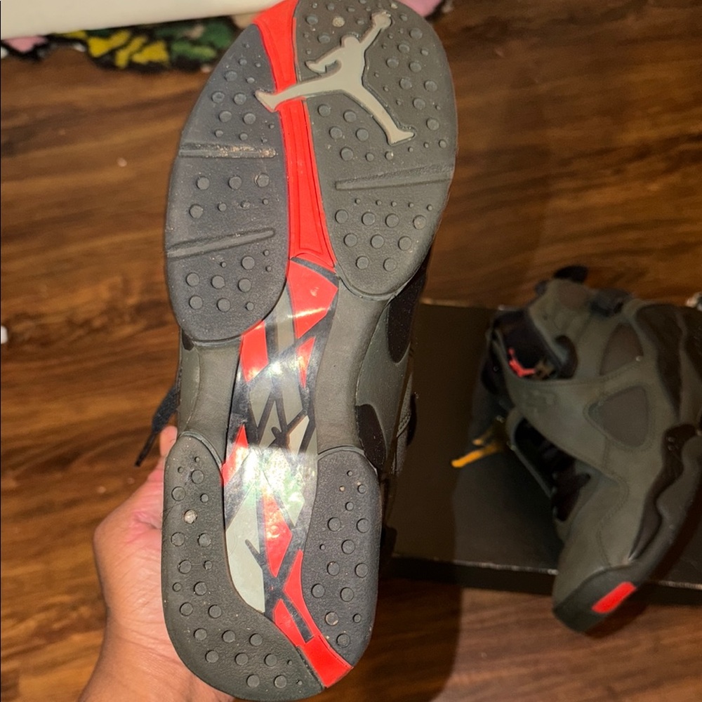 Jordan 8 - Picture 5 of 9